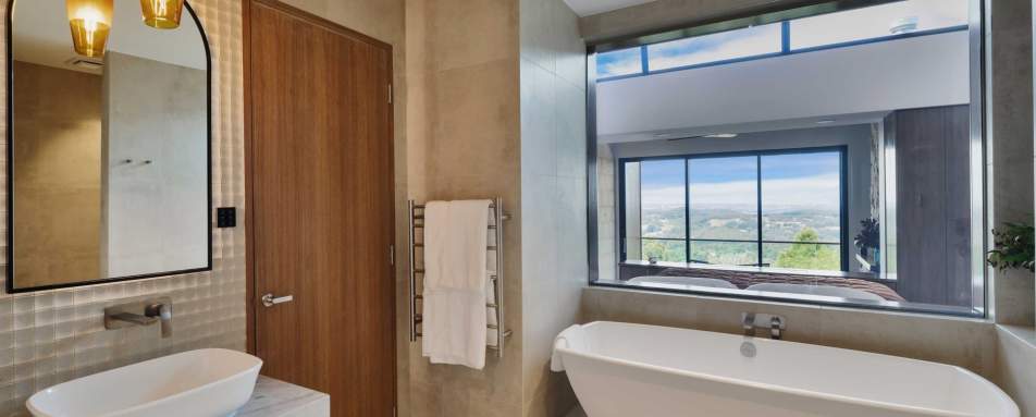 Bathroom View - Sequoia Lodge 