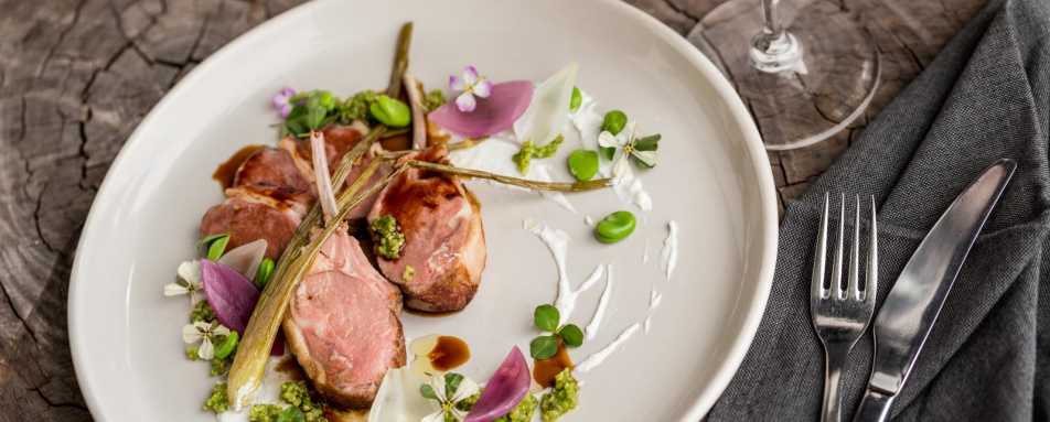 Dinner - Spicers Peak Lodge