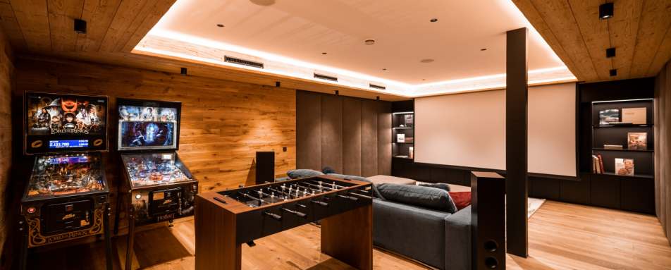 Arla Grand Alpine Home