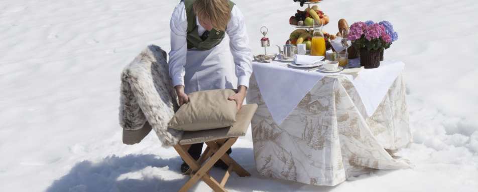Breakfast in the snow - Hotel Kristiania