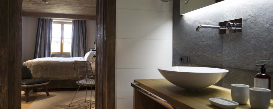 Bathroom View - House Hannes Schneider