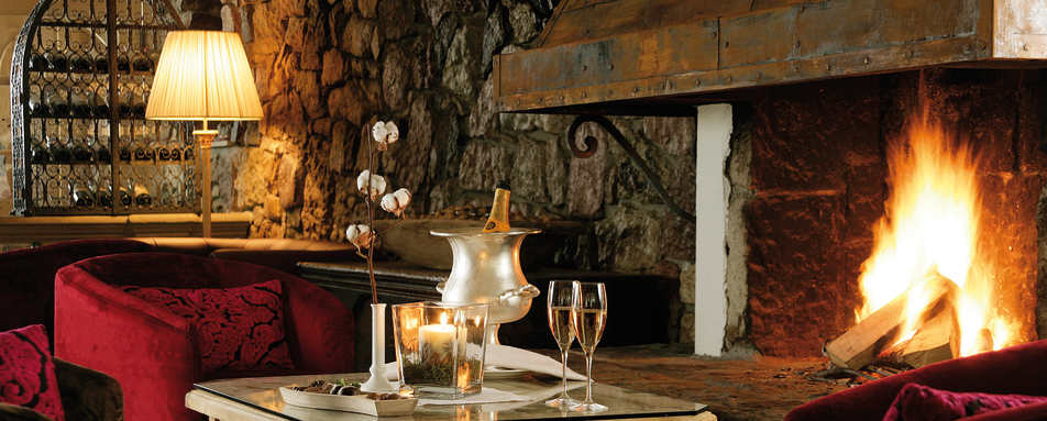 Lounge with Fire Place - St Antoner Hof 