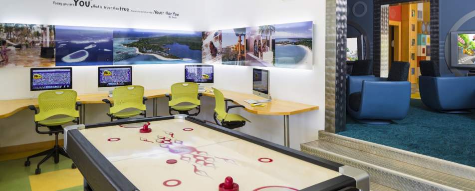 Teen Zone - The Ocean Club 