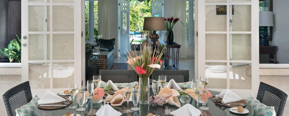 Dining on the patio of Tamarind Villa 