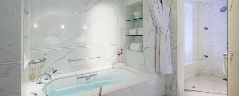 Penthouse Bathroom - Sandy Lane