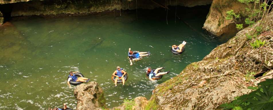 Cave tubing - Blancaneaux Lodge
