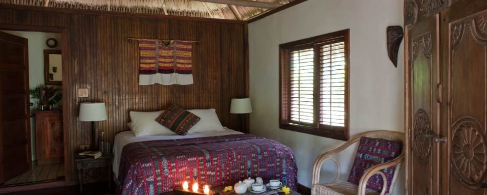 Cabana bedroom - Blancaneaux Lodge