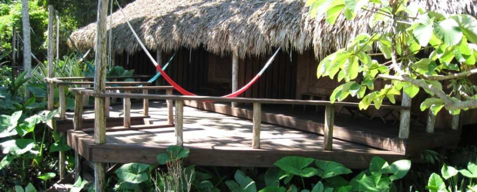 Lagoon front - Lamanai Outpost Lodge