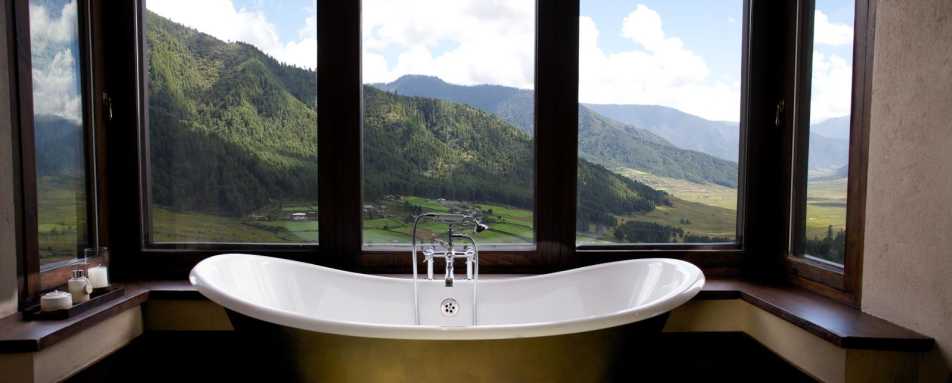 Bathtub with a View - Gangtey Lodge