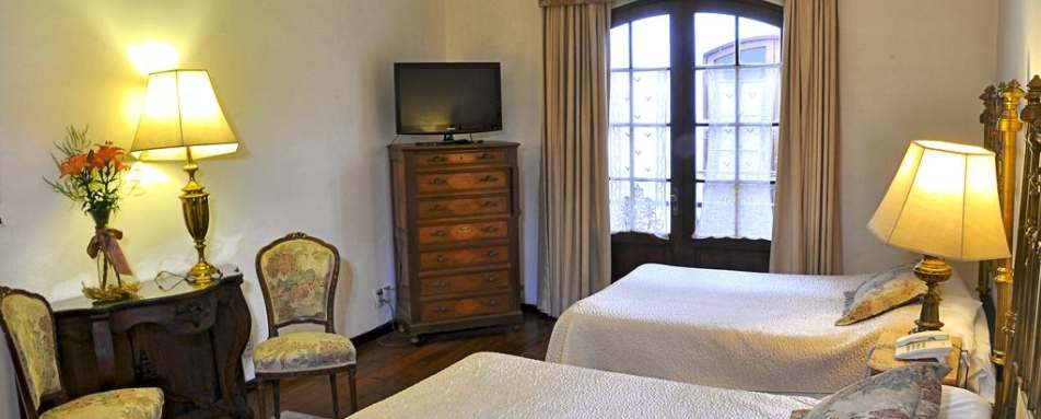 Twin room - Hotel Parador Santa Maria La Real 