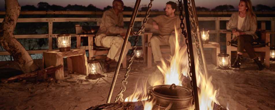 Evening around the fire 