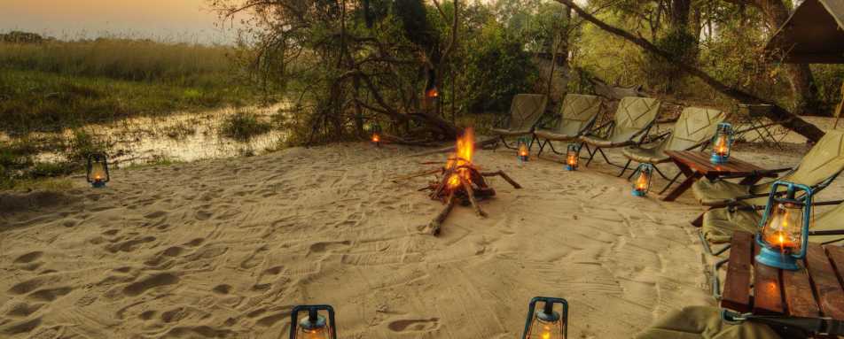 Campfire at sunset - Footsteps