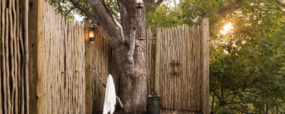 outdoor shower 