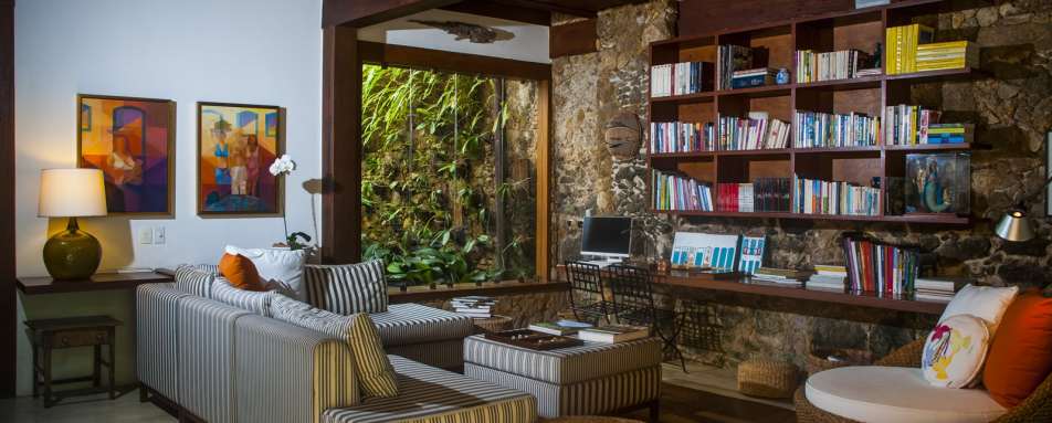 Library - Casa Turquesa