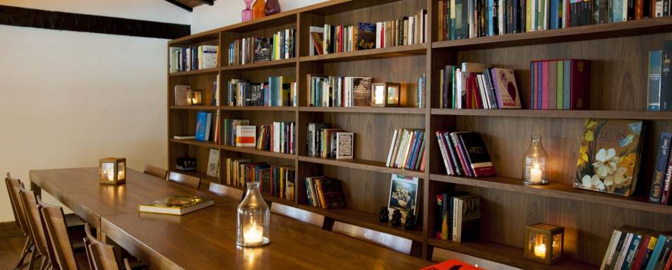 The library - Pousada Literaria
