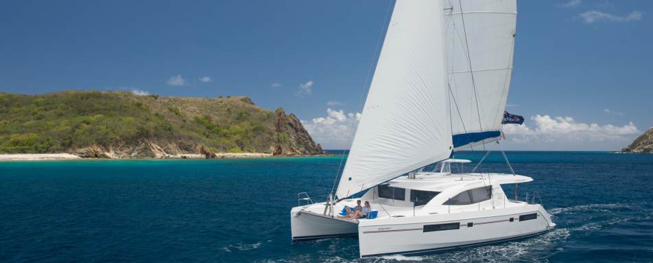 Sailing - Luxury Yacht Charter British Virgin Islands
