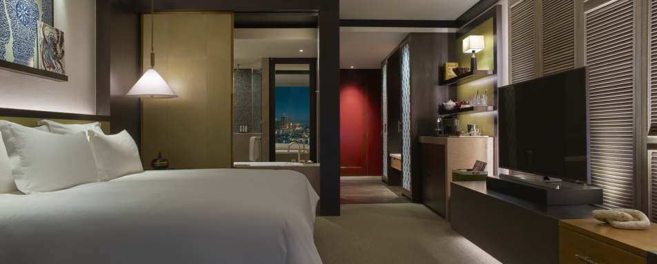 Executive Bedroom - Rosewood Phonm Penh