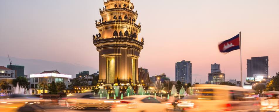 Evening Drinks with a Journalist in Phnom Penh