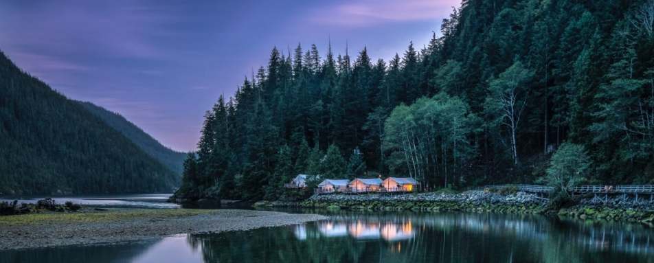 Lodge Exterior - Clayoquot Wilderness Lodge 