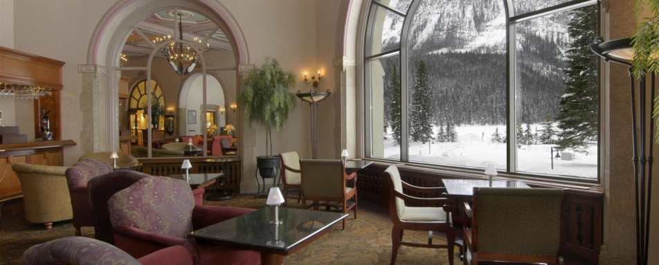 LakeView Lounge at Fairmont Chateau Lake Louise
