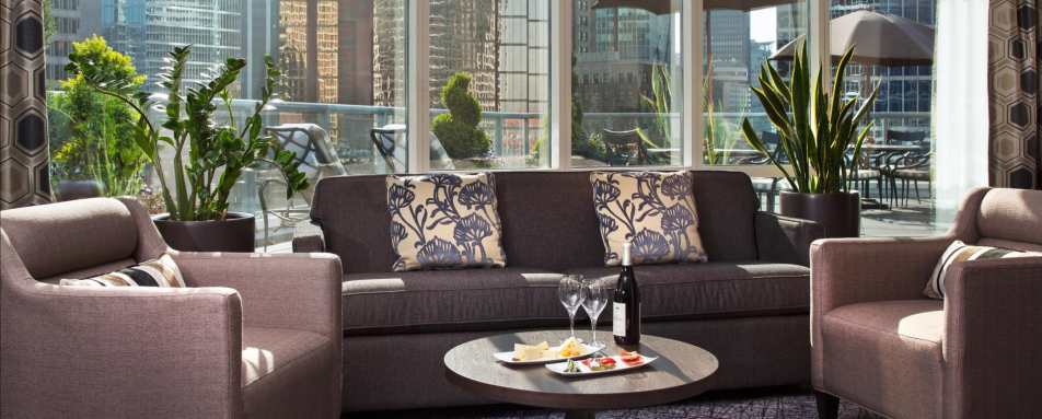 Fairmont Gold Lounge 