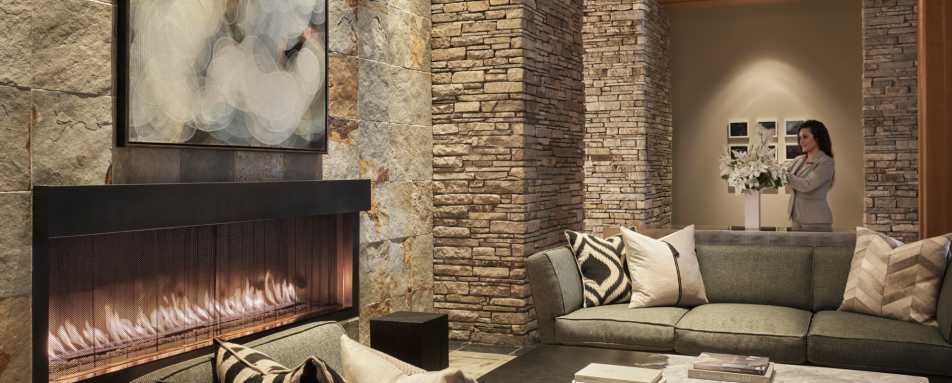 Four Seasons - Lobby 