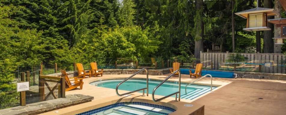 Pool and hot tub - Nita Lake Lodge