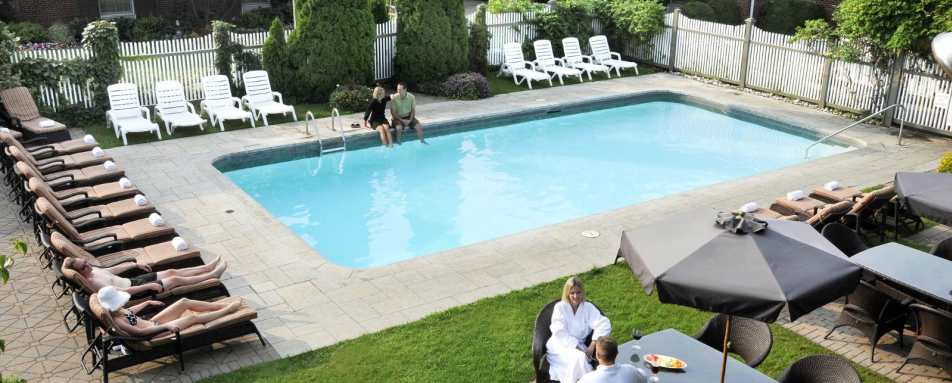 Pool at Pillar and Post Inn