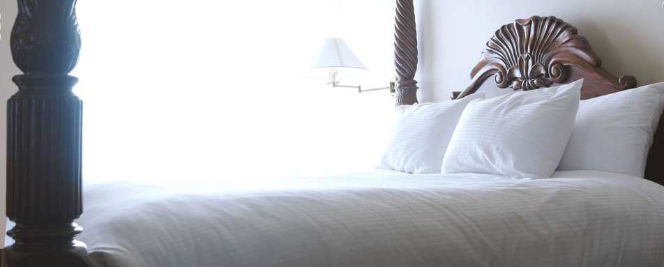 Suite Bedroom at Pillar and Post Inn