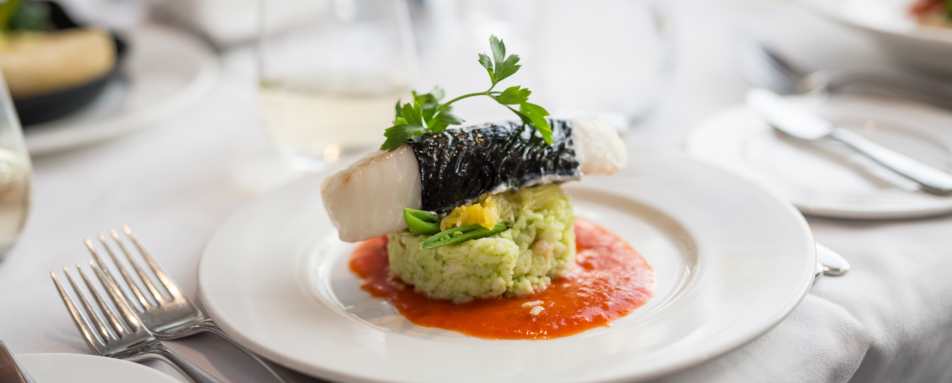 GoldLeaf Dining - Rocky Mountaineer 