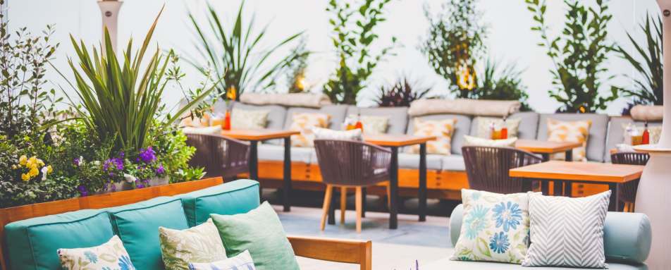 The Garden Terrace - Rosewood Hotel Georgia 