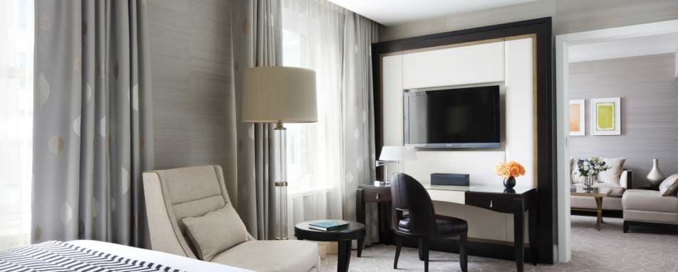 Junior Suite Bedroom - Rosewood Hotel Georgia  