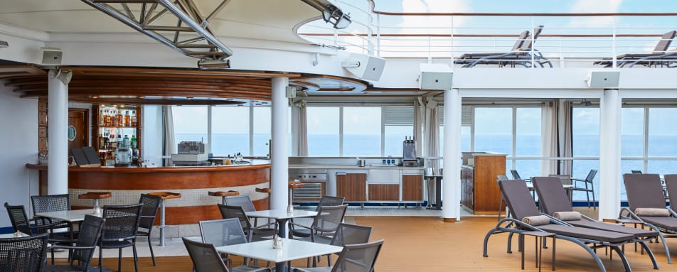 SilverSeaWhisperPoolBar2 