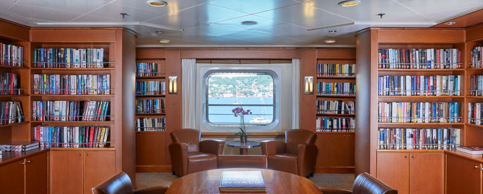 SilverSeaWhisperLibrary 