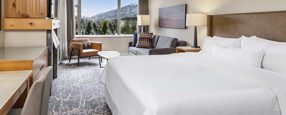 King Deluxe Studio Suite - Westin Resort and Spa, Whistler