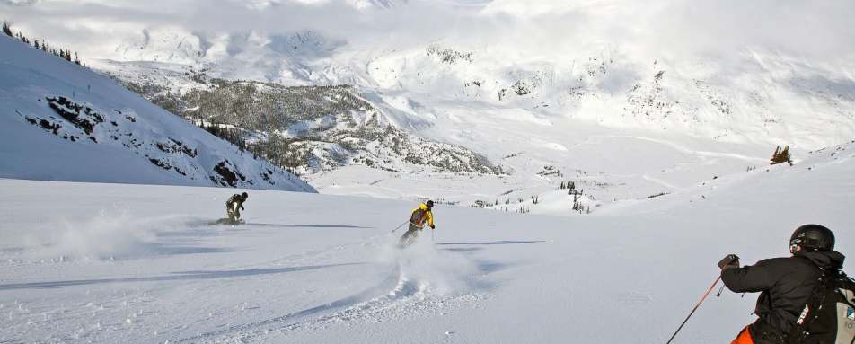 Last Frontier Heliskiing - Ski Canada Adventure