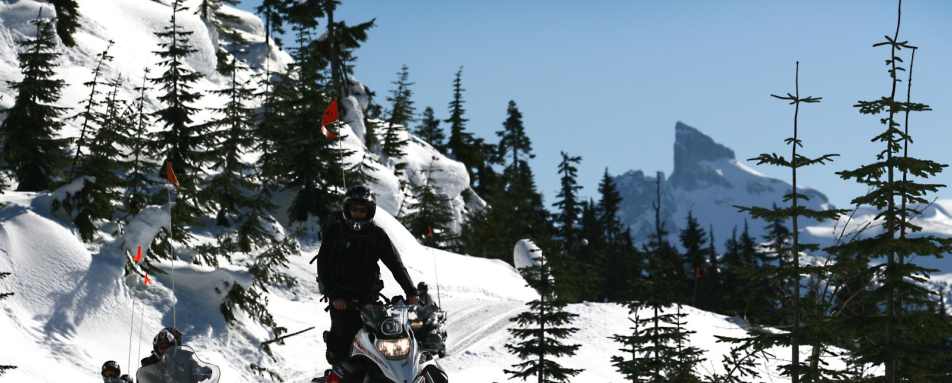 Snowmobiling - Ski Canada Adventure