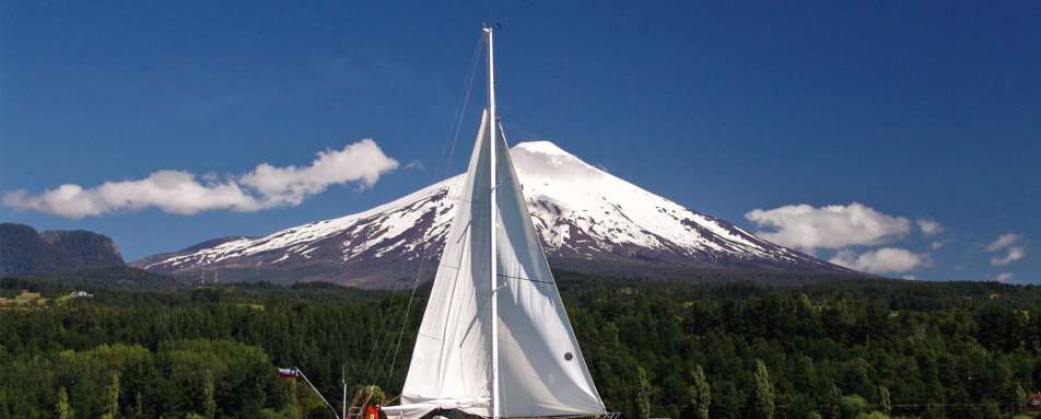 Sailing   - Hotel Vira Vira