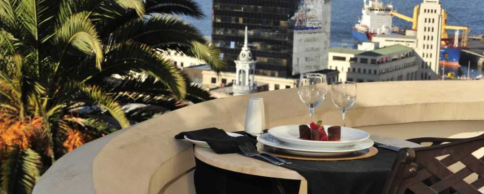 Views over World Heritage Valparaiso - Casa Higueras