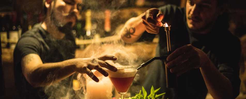 Cocktails - EcoCamp Patagonia 