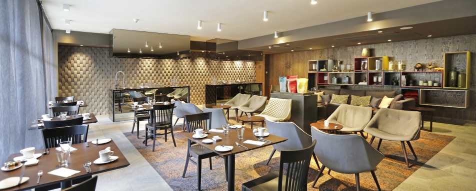 Lounge area - Cumbres Lastaria Hotel  