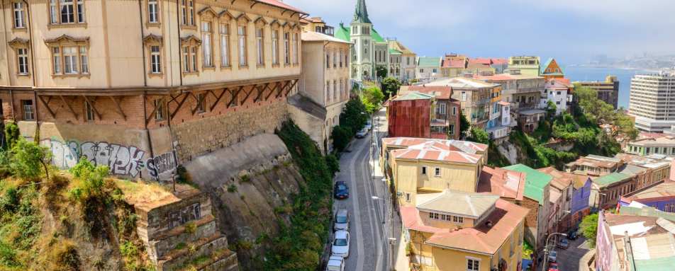 Valparaíso - Chile and Argentina via the Lakes