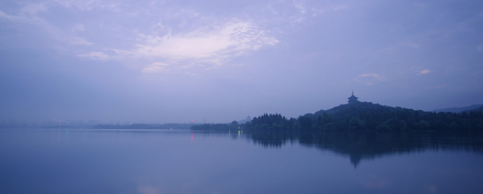 West Lake at Dusk - Amanfayun