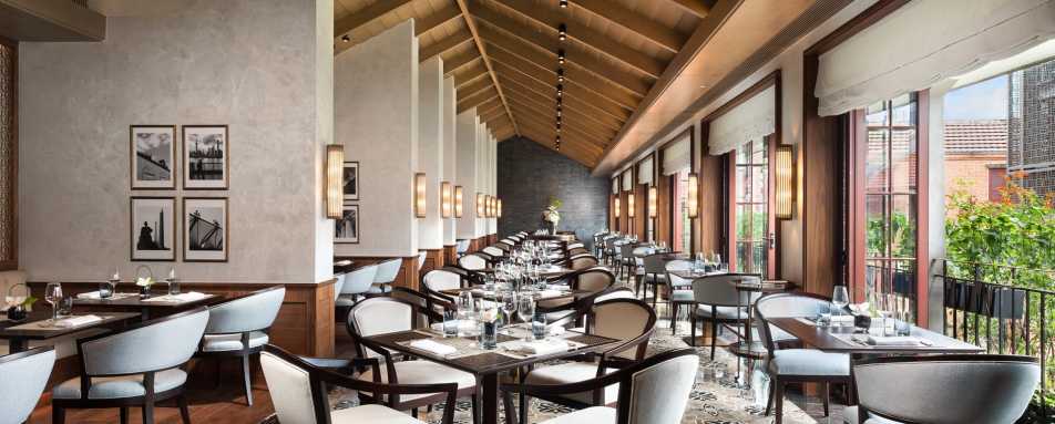 Capella Shanghai, Jian Ye Li