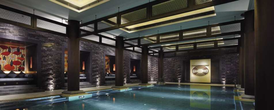 Swimming Pool - Four Seasons Hotel