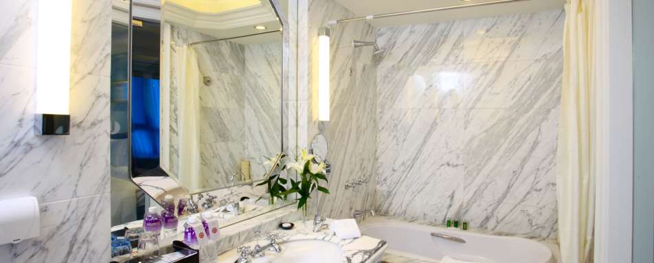 Bathroom - Jianguo Hotel Yuncheng