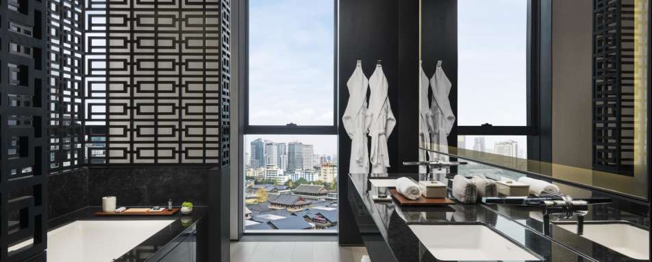 Studio Bathroom  - The Temple House Hotel