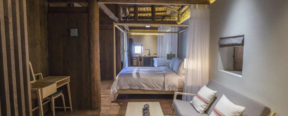 Deluxe Mountain View