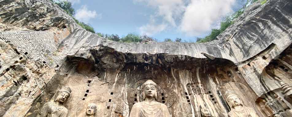 Longmen Grotto 