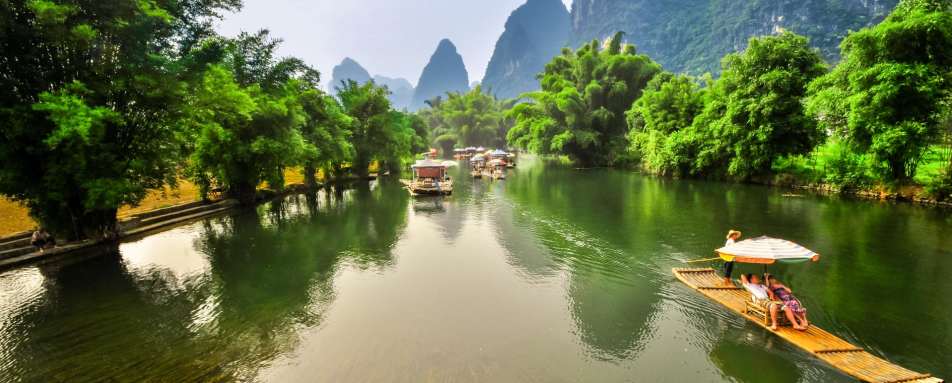 Floating Along The Li River - A Honeymoon to China 